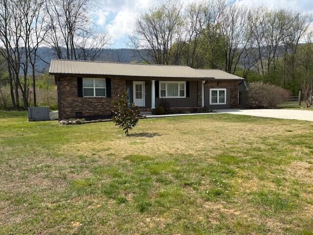 Property Photo:  430 Kelly Street  TN 37397 
