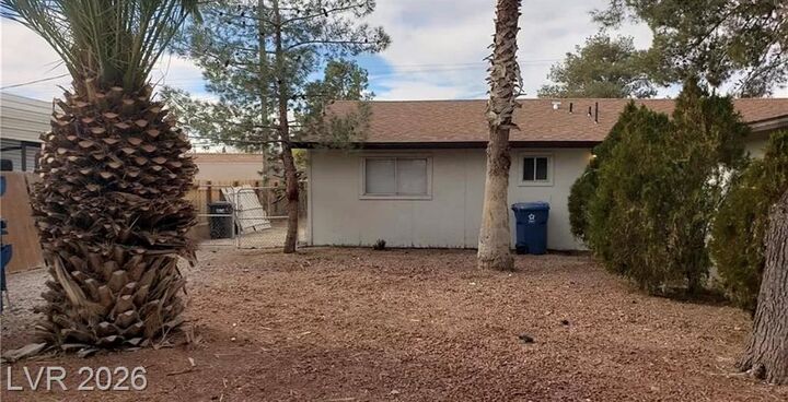 Property Photo:  4341 San Mateo Street  NV 89032 