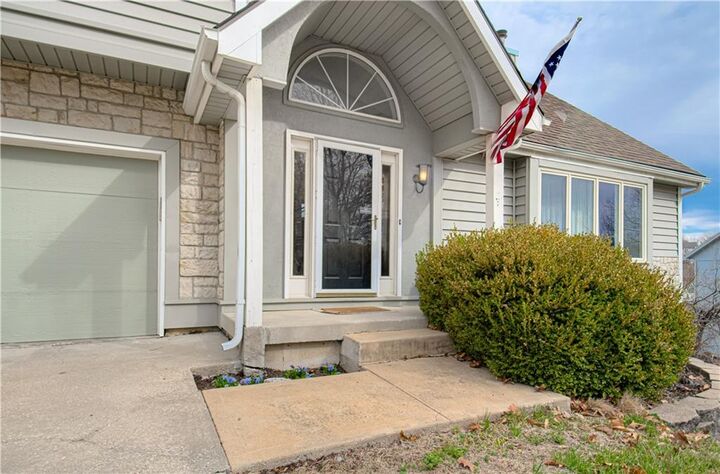 Property Photo:  5916 Albervan Street  KS 66216 