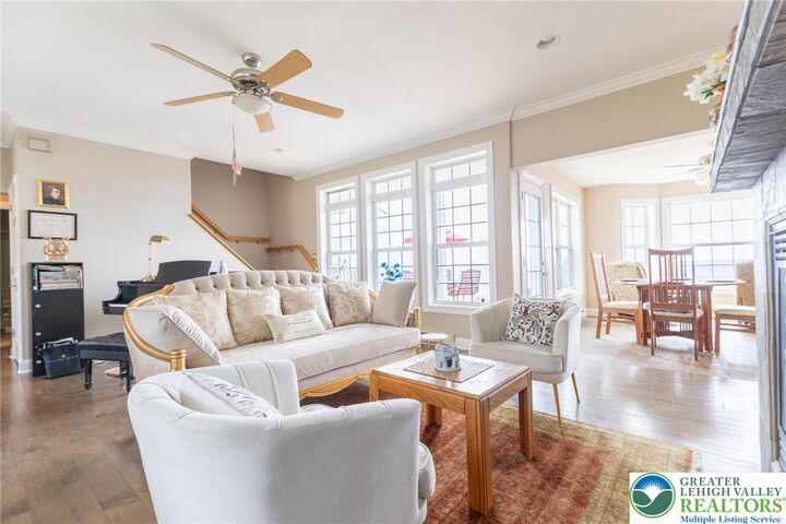 Property Photo:  1231 Sky High Terrace  PA 18330 