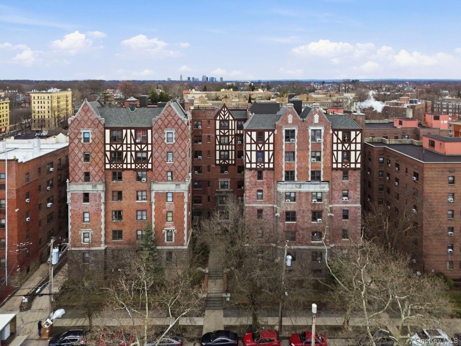 Property Photo:  651 N Terrace Avenue 6J  NY 10552 