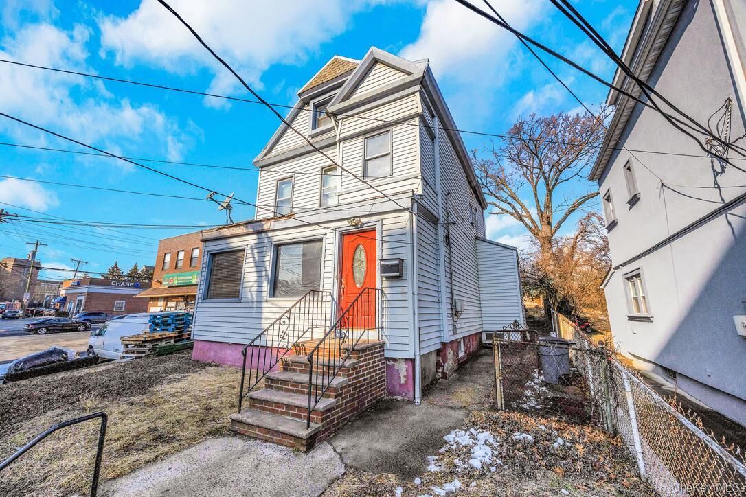 Property Photo:  1052 McLean Avenue  NY 10704 