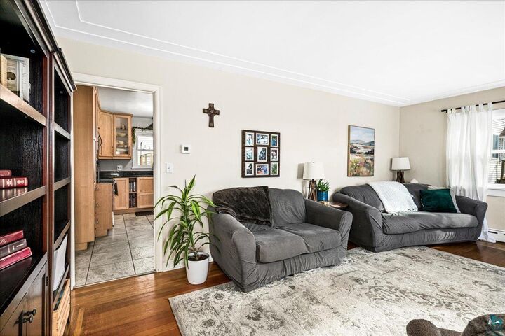 Property Photo:  427 11th Ave  MN 55616 