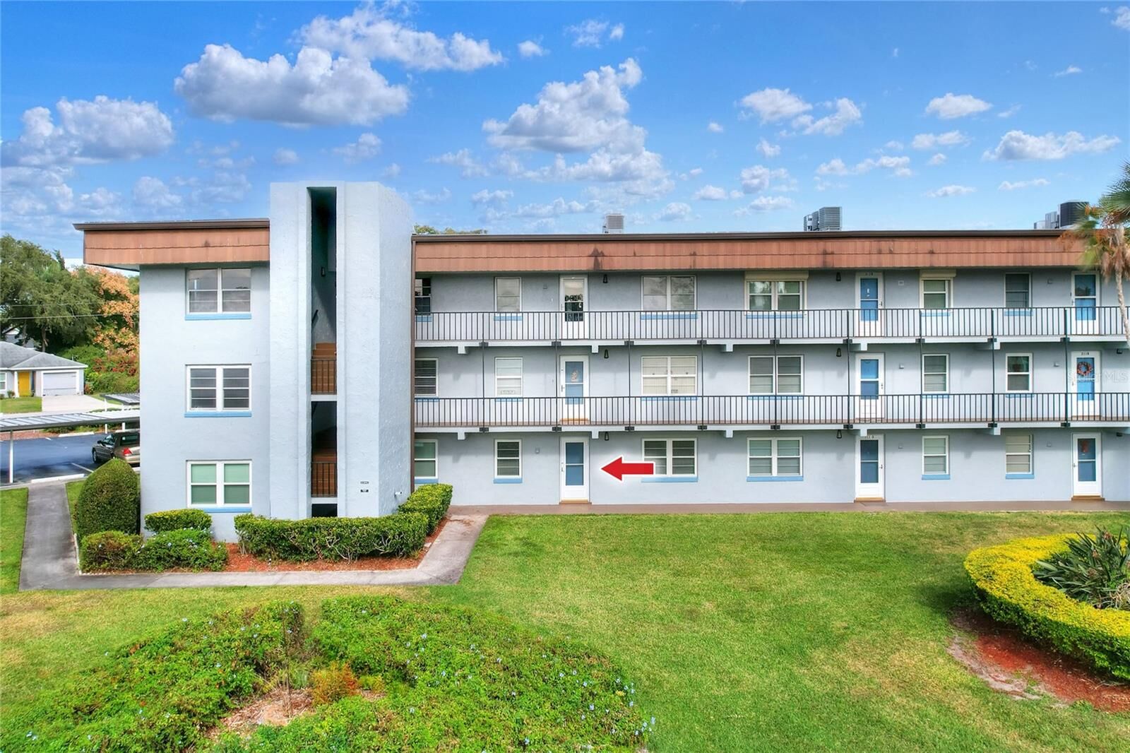Property Photo: 333 Lake Howard Drive NW 113D FL 33880