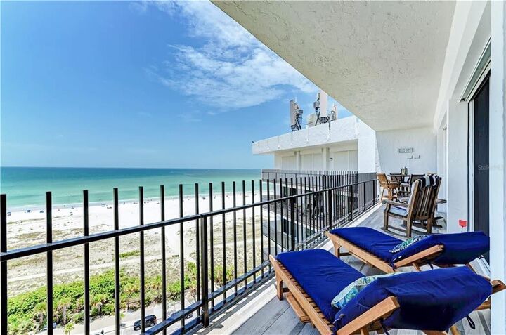 Property Photo:  1 Benjamin Franklin Drive 3  FL 34236 