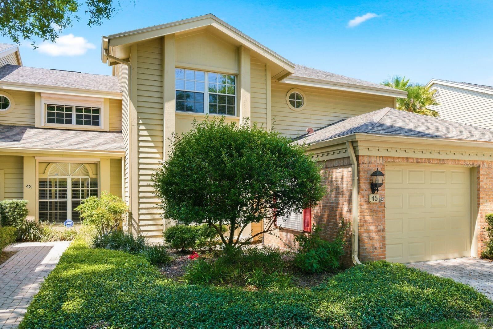Property Photo:  45 Pelican Place  FL 33756 