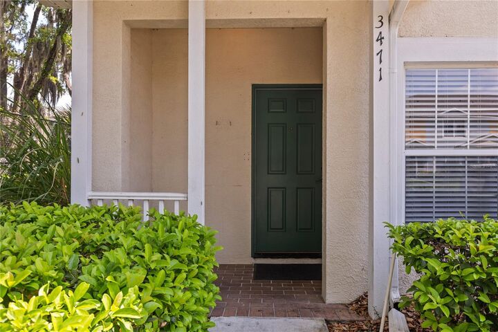 Property Photo:  3471 High Hampton Circle  FL 33610 