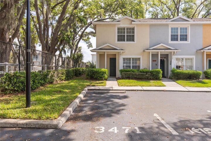 Property Photo:  3471 High Hampton Circle  FL 33610 