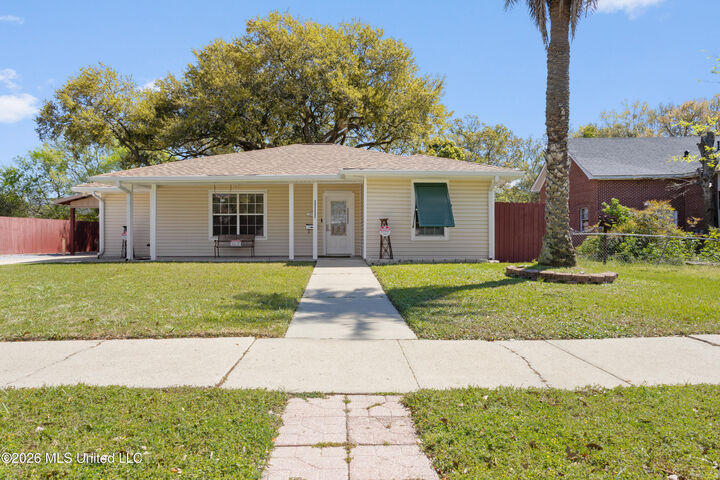 Property Photo:  2108 23rd Avenue  MS 39501 
