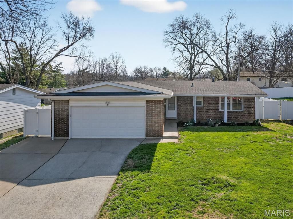 Property Photo:  616 Norma Drive  MO 63301 
