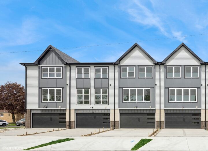 Property Photo:  2809 Auxplaines Street  IL 60171 