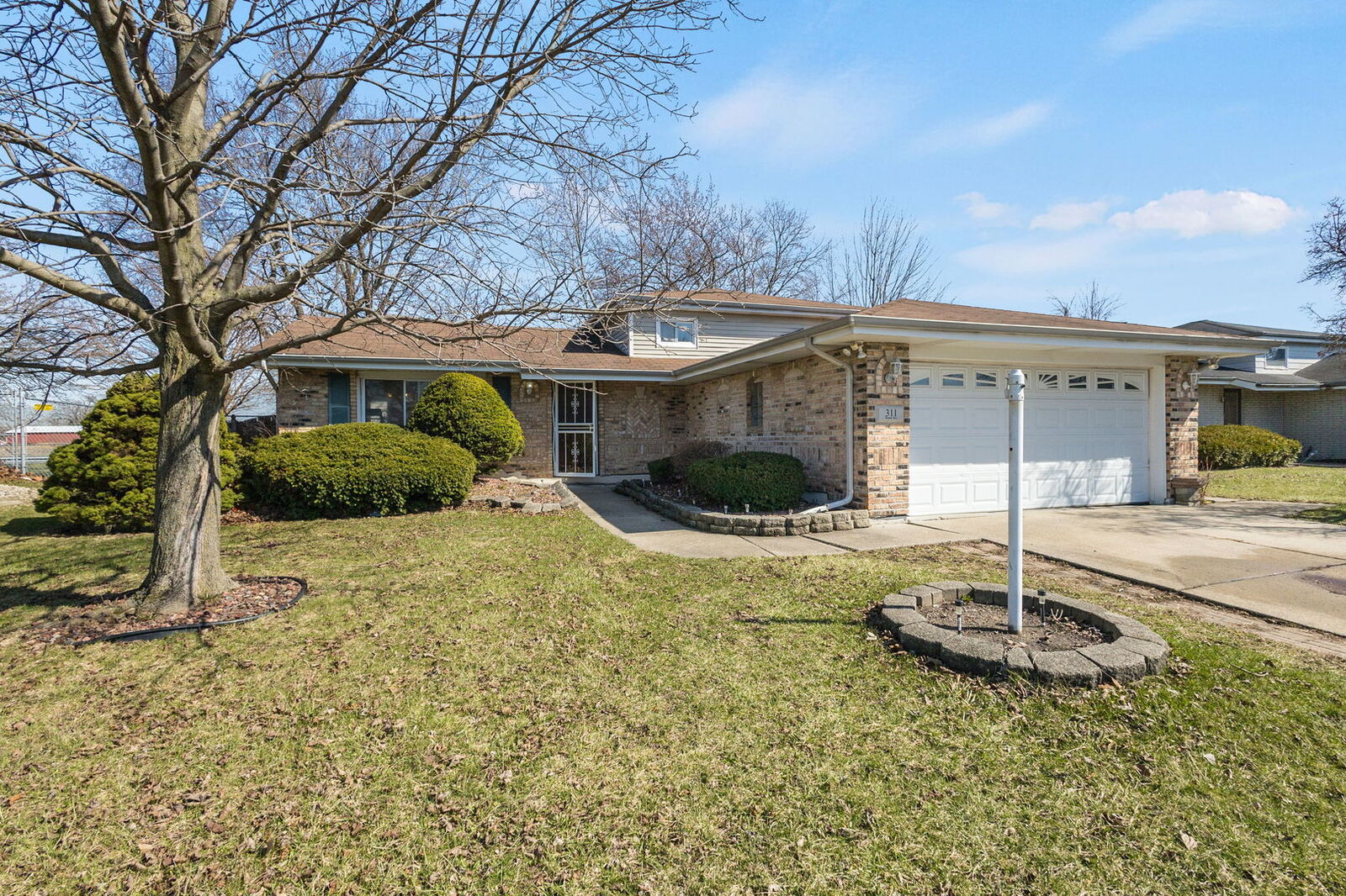 Property Photo:  311 S Harper Avenue  IL 60425 