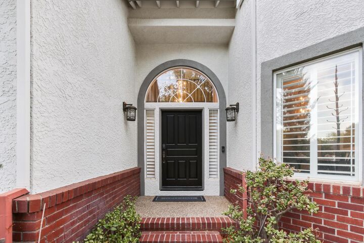 Property Photo: 824 Harrier Place CA 95616