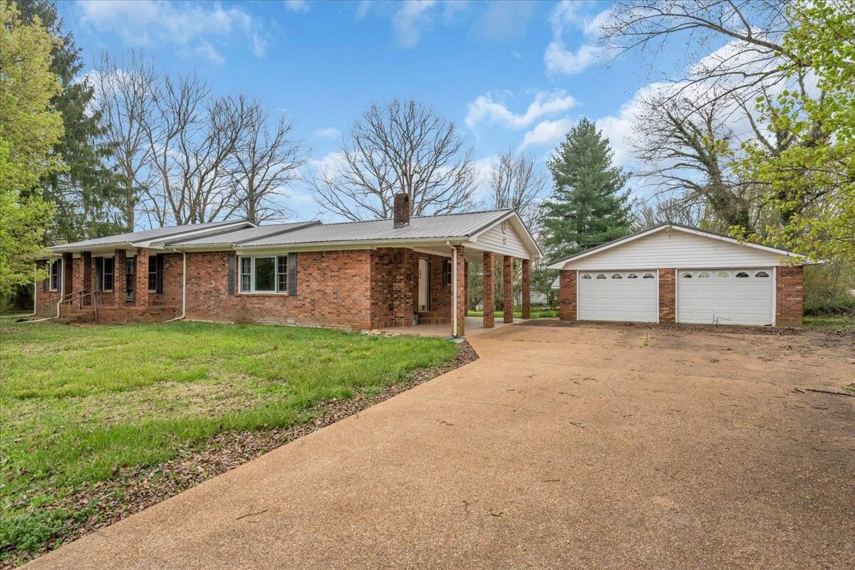 Property Photo:  588 Sweeton Hill Rd  TN 37313 