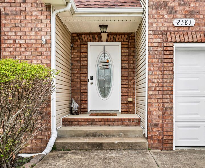 Property Photo:  2581 Alex Overlook Way  TN 37043 