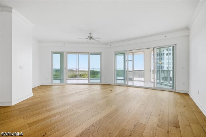 Property Photo: 4801 Island Pond Court 405 FL 34134