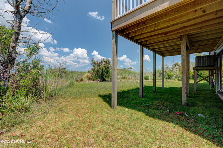 Property Photo:  316 Bay Circle  NC 28460 