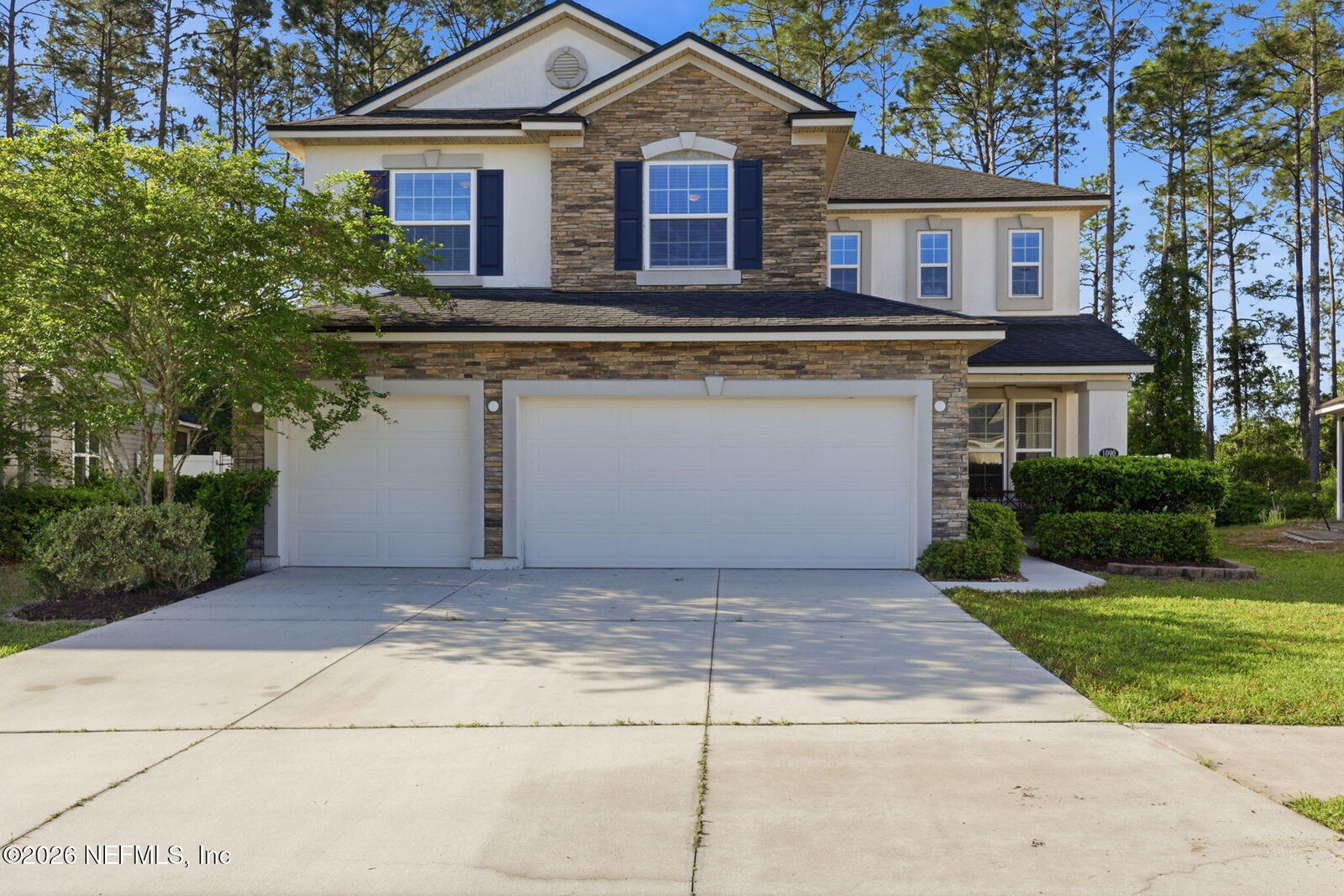 Property Photo:  1090 Wetland Ridge Circle  FL 32068 