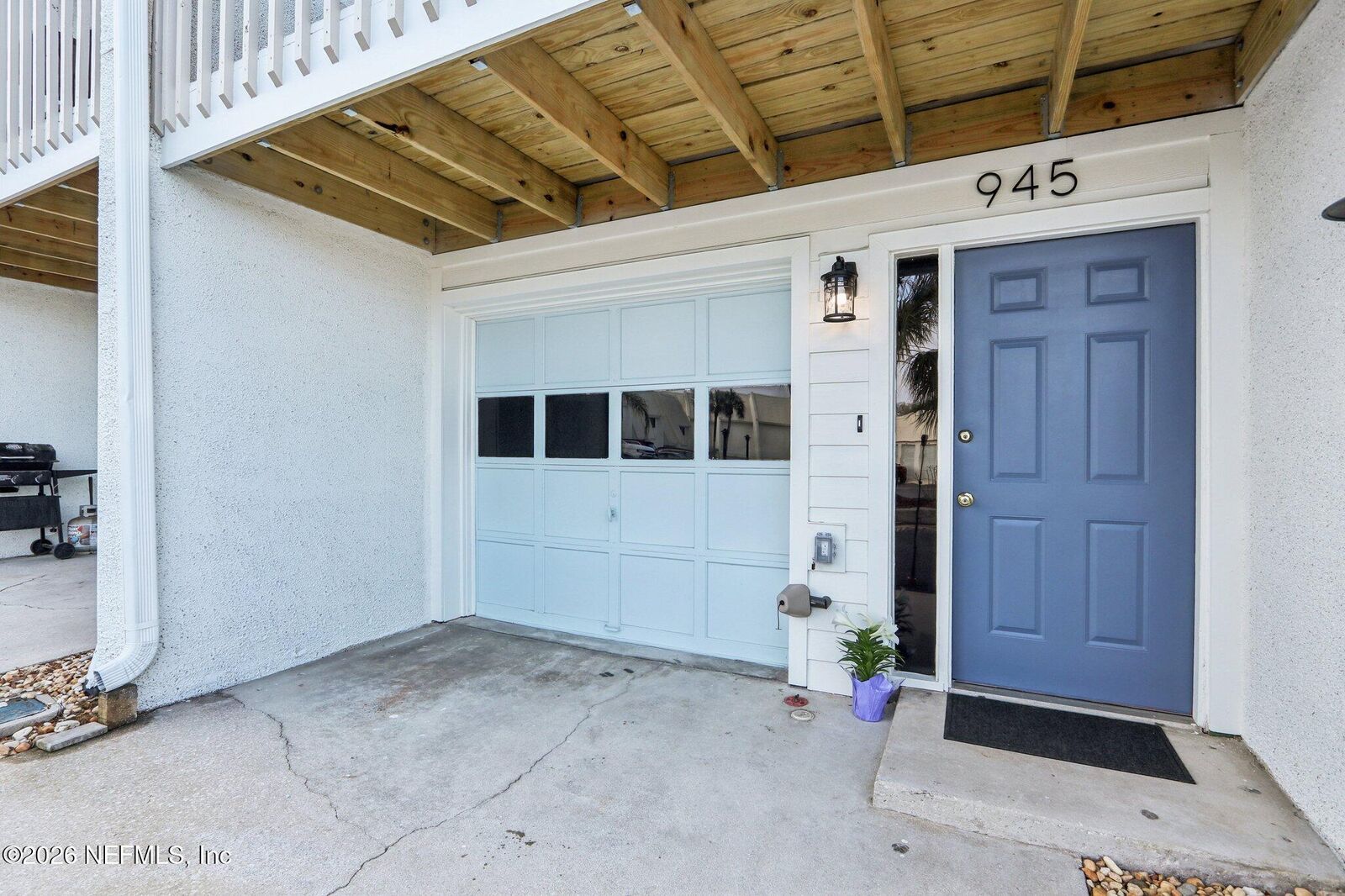 Property Photo:  945 S Ponce De Leon Boulevard  FL 32084 