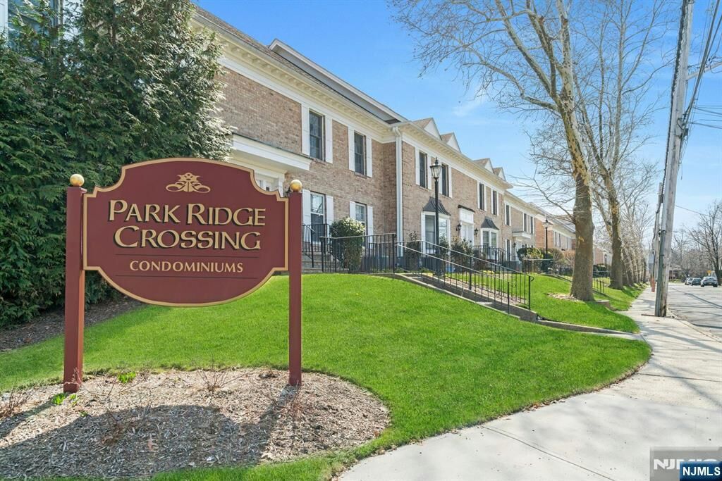 Property Photo: 7 S Maple Avenue 7B NJ 07656