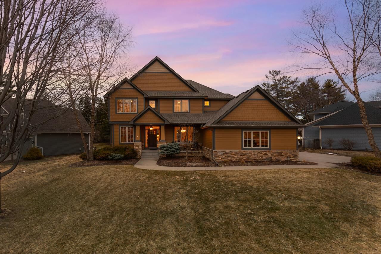Property Photo:  2150 Pinehurst Drive  MN 55317 