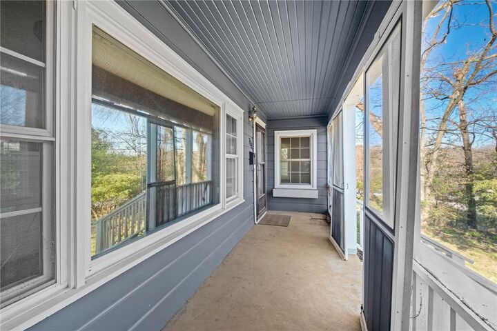 Property Photo: 739 E Jackson Drive AR 72701