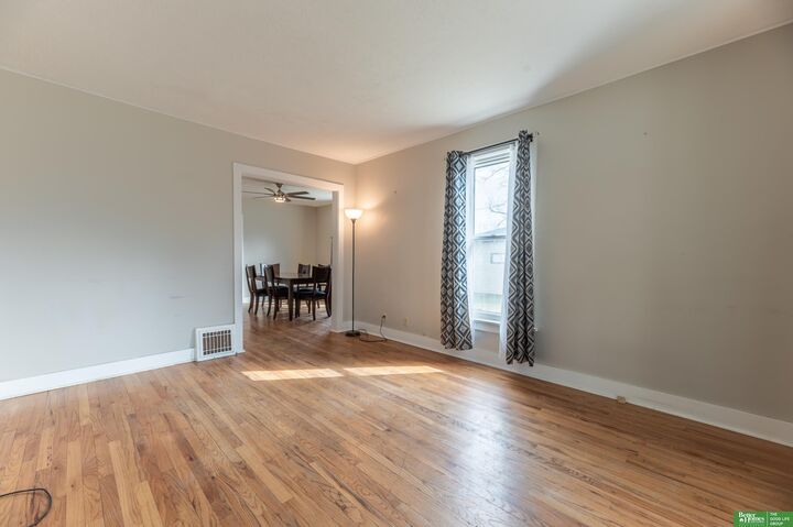 Property Photo:  940 E 6 Street  NE 68025 