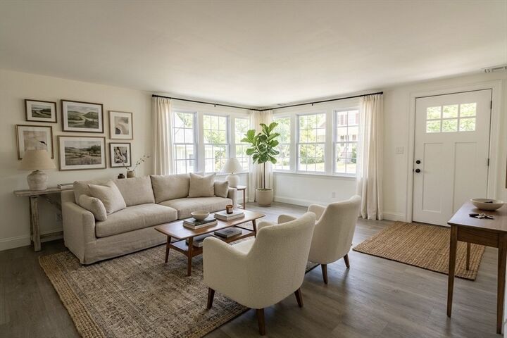 Property Photo:  18 Palisades St  MA 01604 