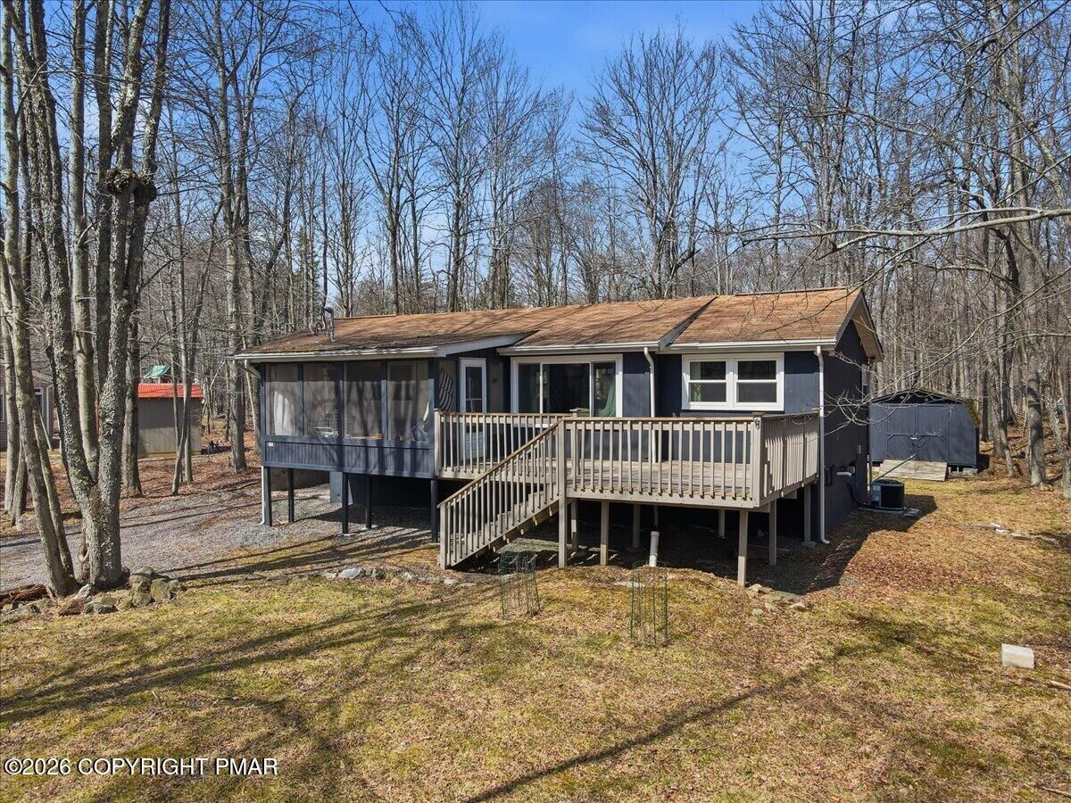 Property Photo:  143 Tepee Drive  PA 18347 