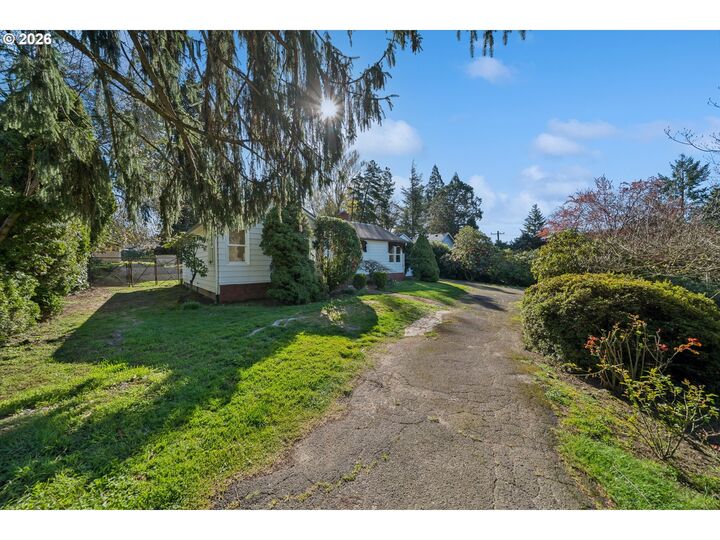 Property Photo: 3410 SW Underwood Dr OR 97225