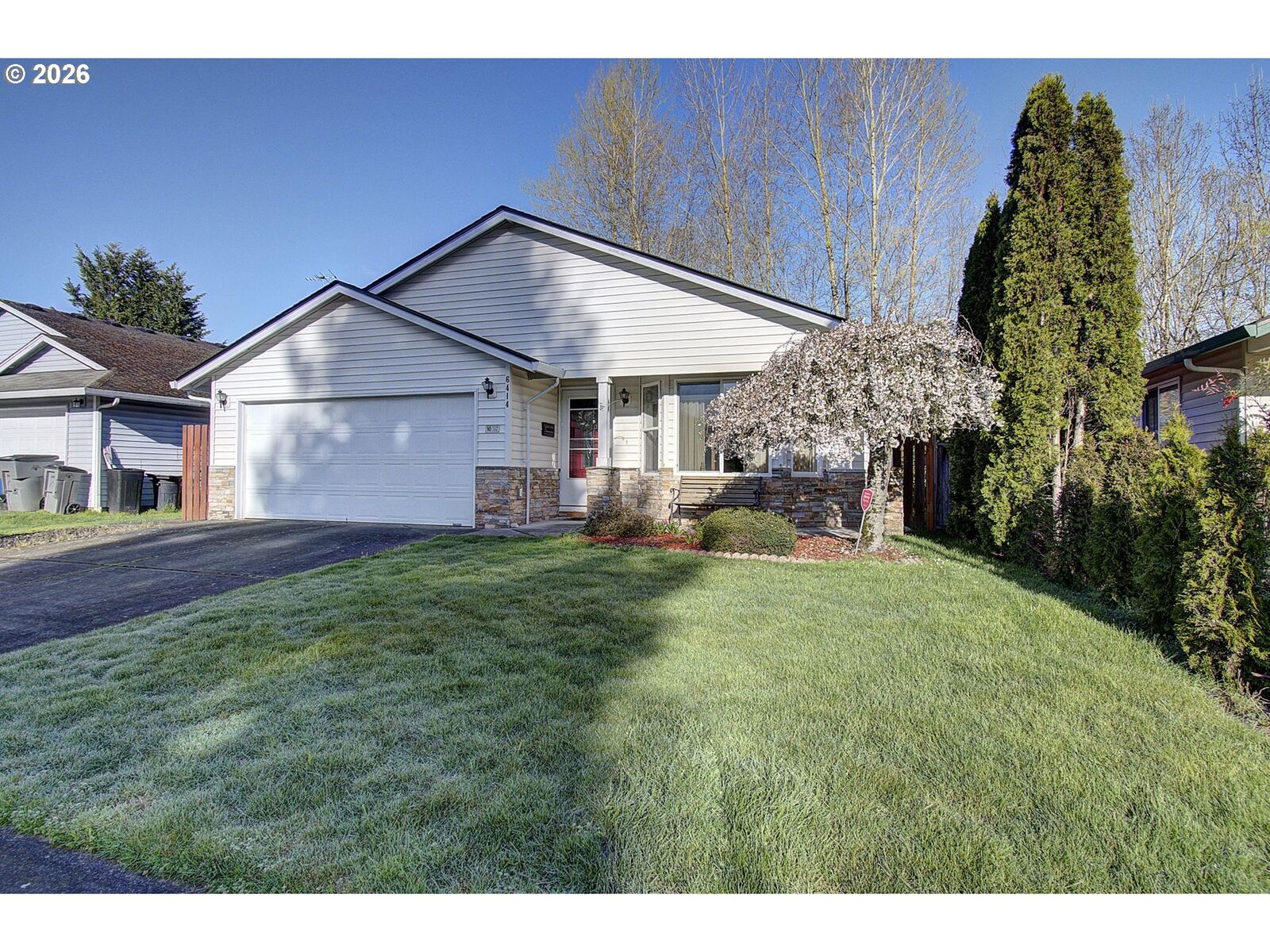 Property Photo:  6414 NE 76th Ave  WA 98662 