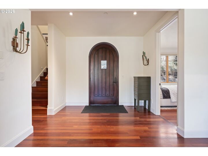 Property Photo: 2630 Onyx St OR 97403