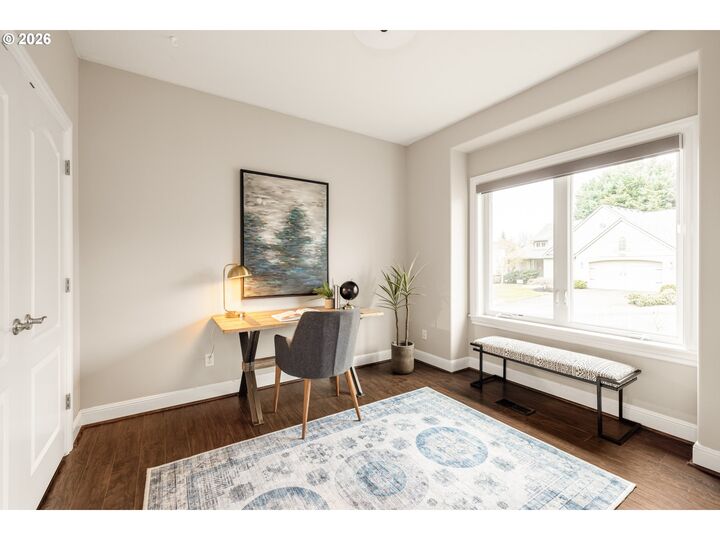 Property Photo: 16550 Anna Eve Dr OR 97267