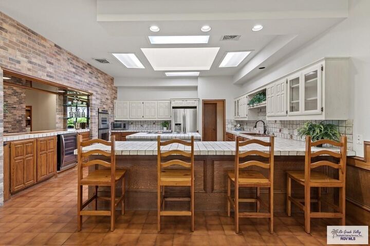 Property Photo:  1301 E Palm Valley Dr.  TX 78522 