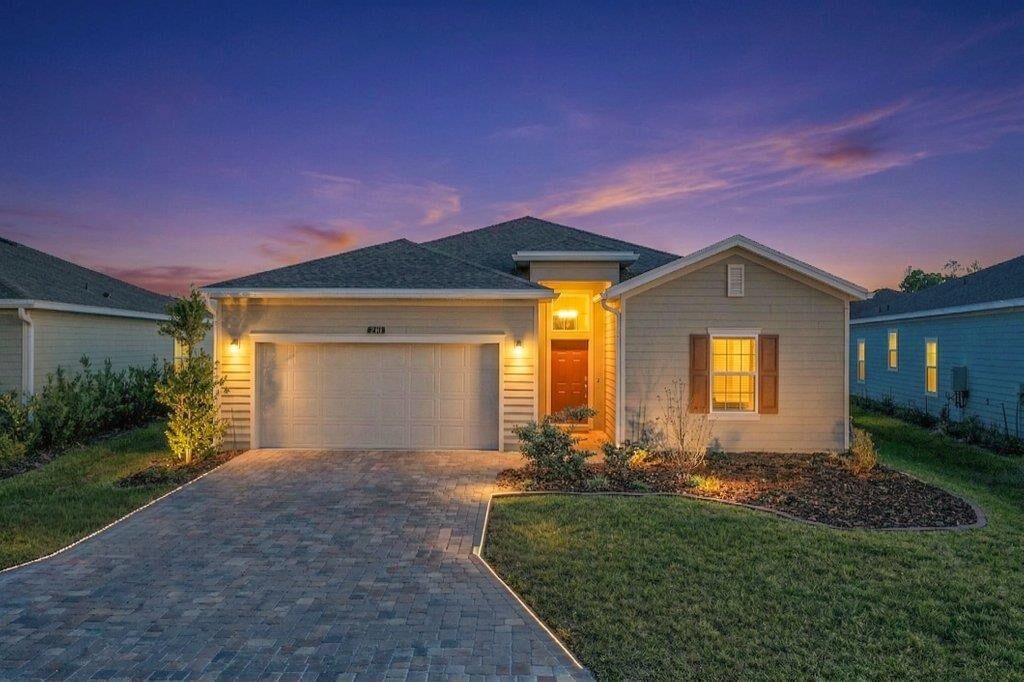 Property Photo: 210 White Rabbit Run FL 32092