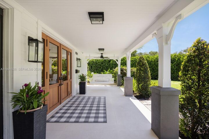 Property Photo:  8521 SW 145th St  FL 33158 