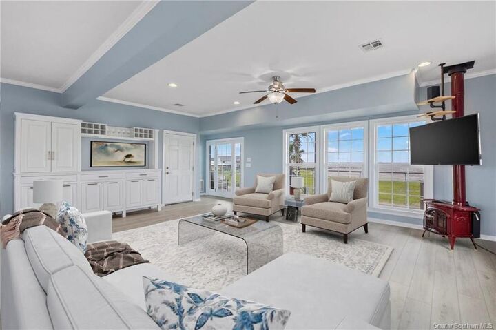 Property Photo: 3785 Lake Breeze Road LA 70605