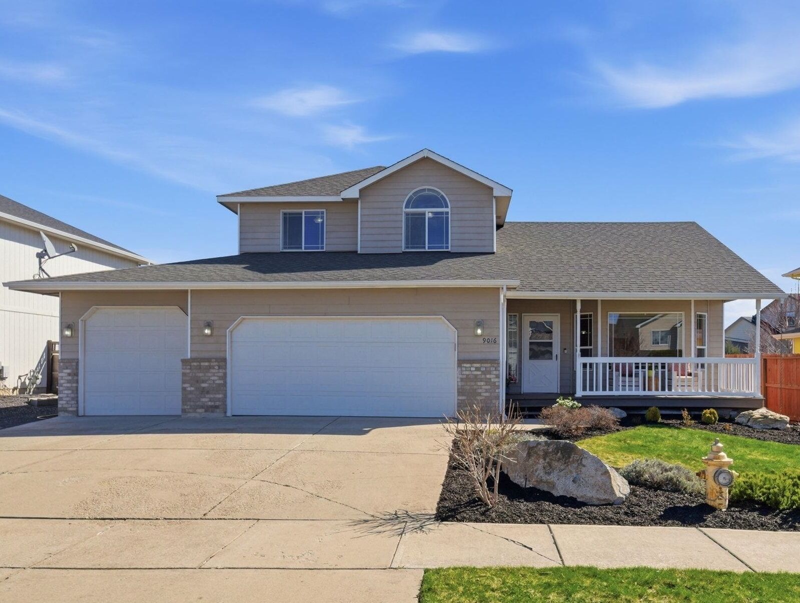 Property Photo:  9016 N Ash St  WA 99208 