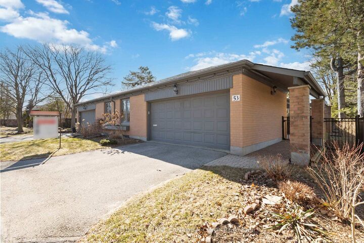 Property Photo:  50 Fiddlers Green Road 53  ON N6H 4T4 