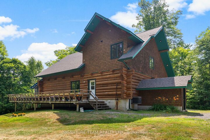 Property Photo: 800 Woito Station Road ON K2A 6W5