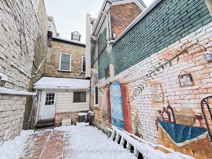 Property Photo:  146 James Street S  ON L8P 3A2 