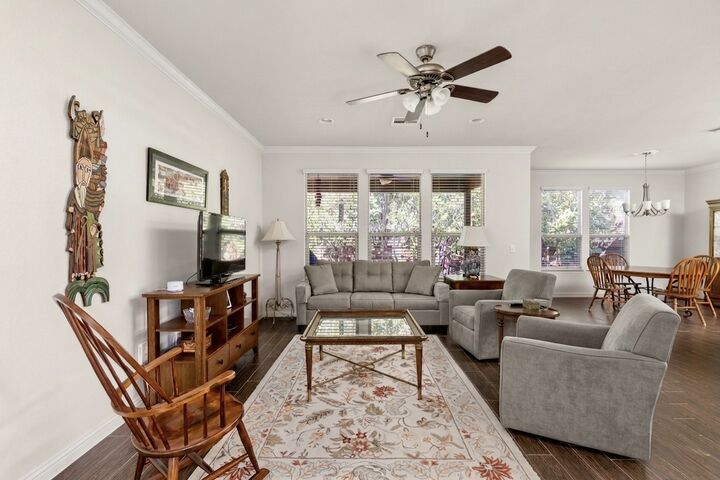 Property Photo: 9406 Privet Drive 25 TX 78748