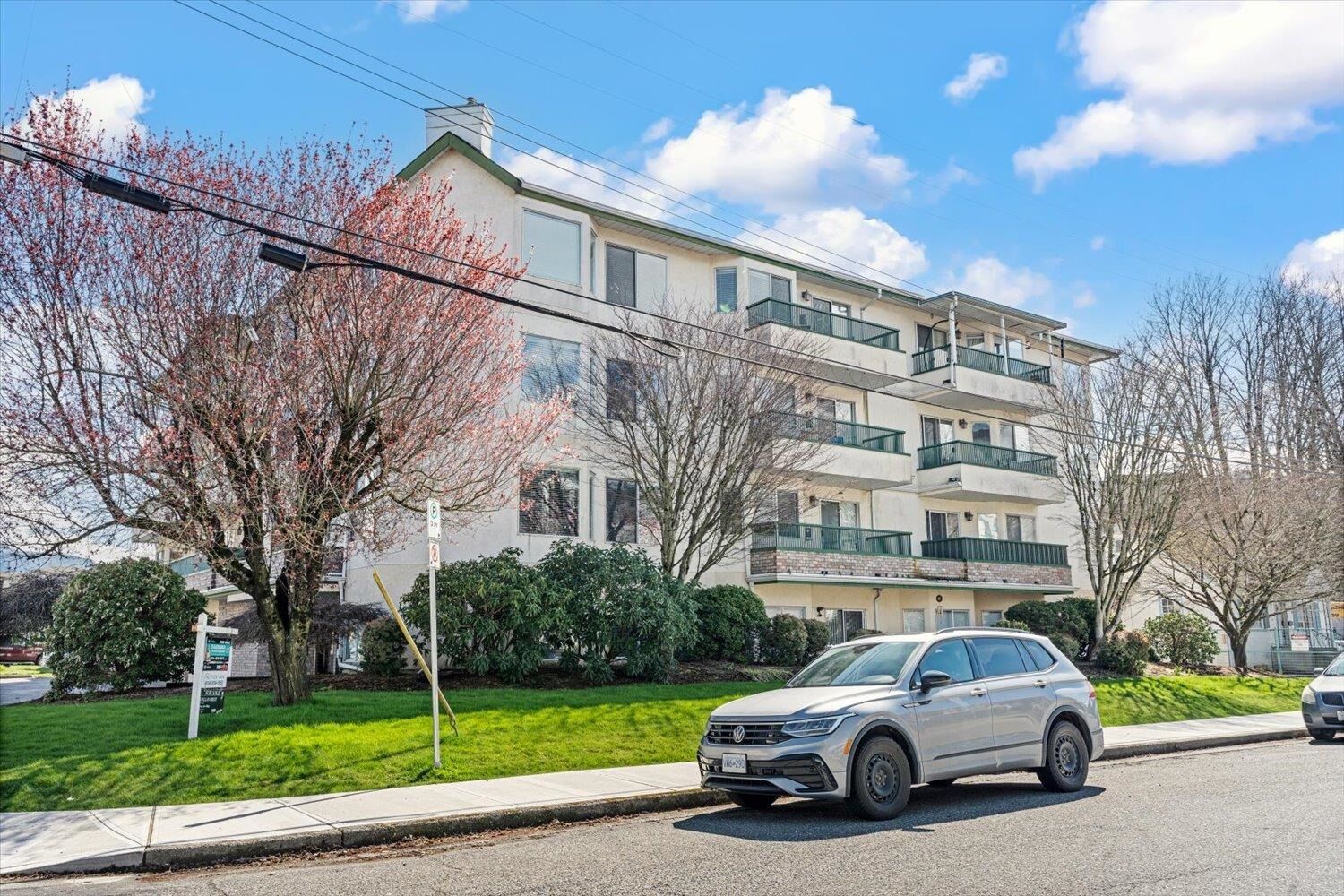 Property Photo:  45604 Brett Avenue 302  BC V2P 1N9 