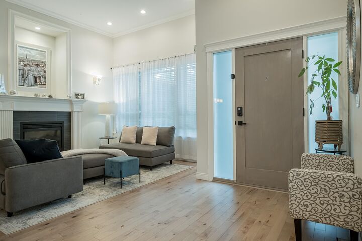 Property Photo: 2966 147A Street BC V4P 3E6