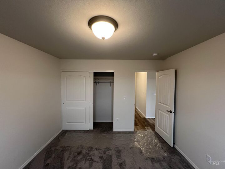 Property Photo:  1743 Yellowstone Ct  ID 83501 