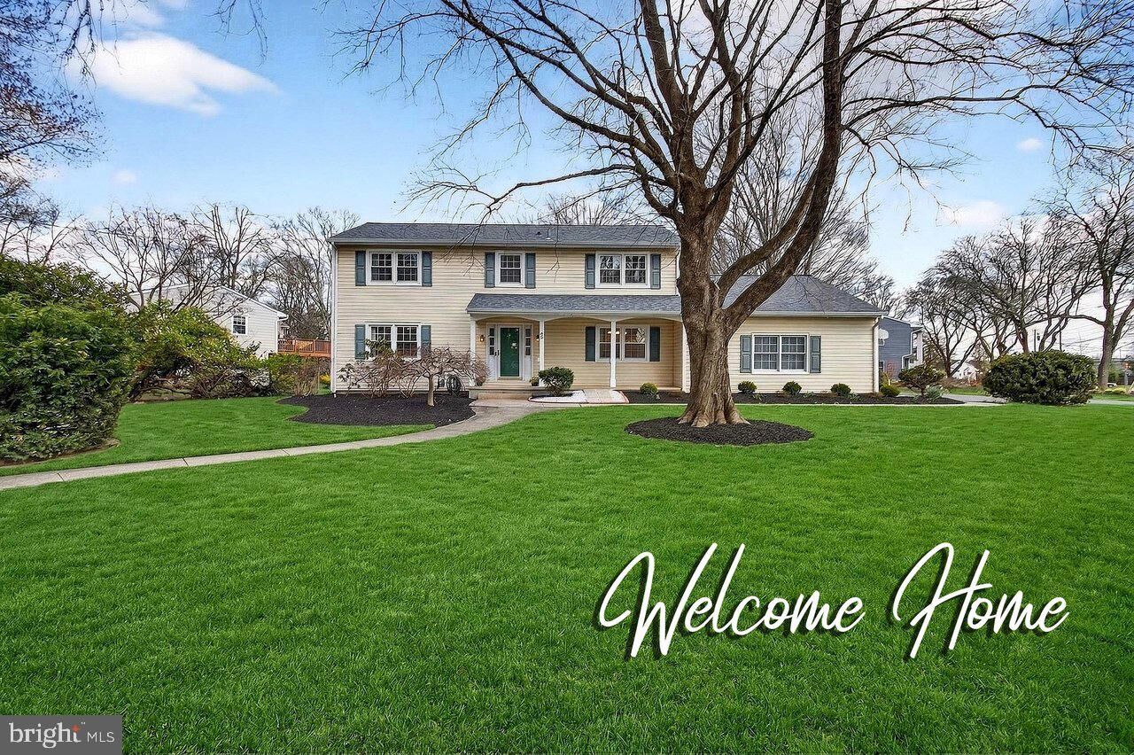 Property Photo:  2 Springwood Drive  NJ 08550 