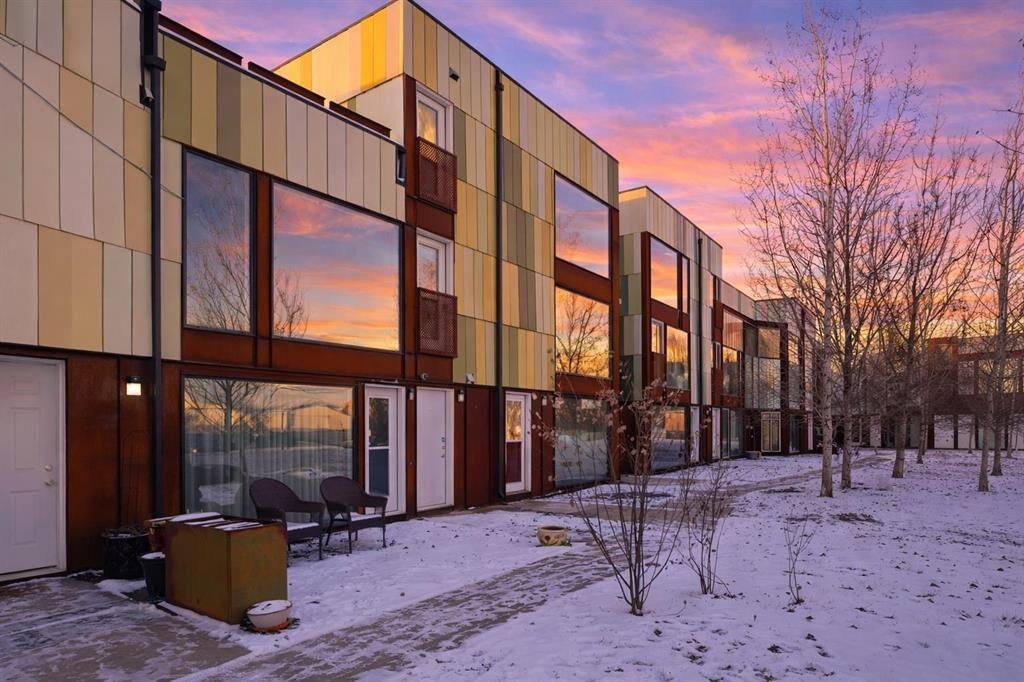 Property Photo: 791 Wall Street MB R3G 2T6