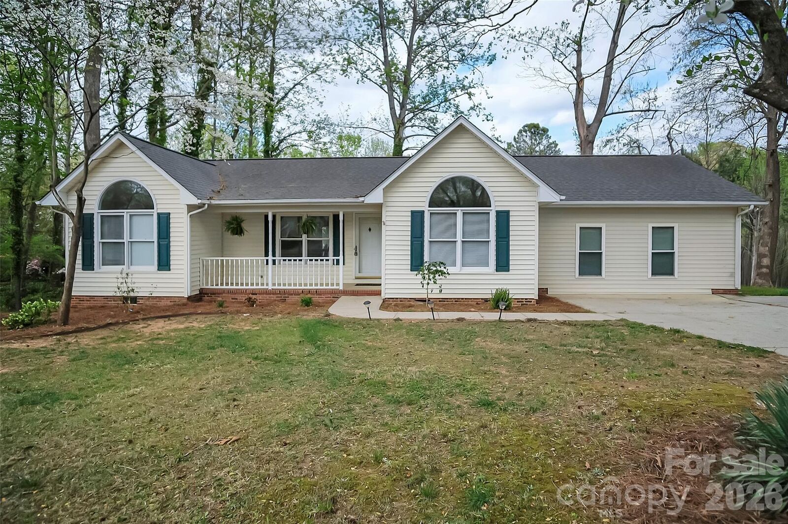 Property Photo:  123 General Pemberton Street  NC 28164 