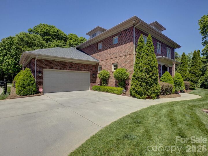 Property Photo:  5060 Carmel Road  NC 28226 