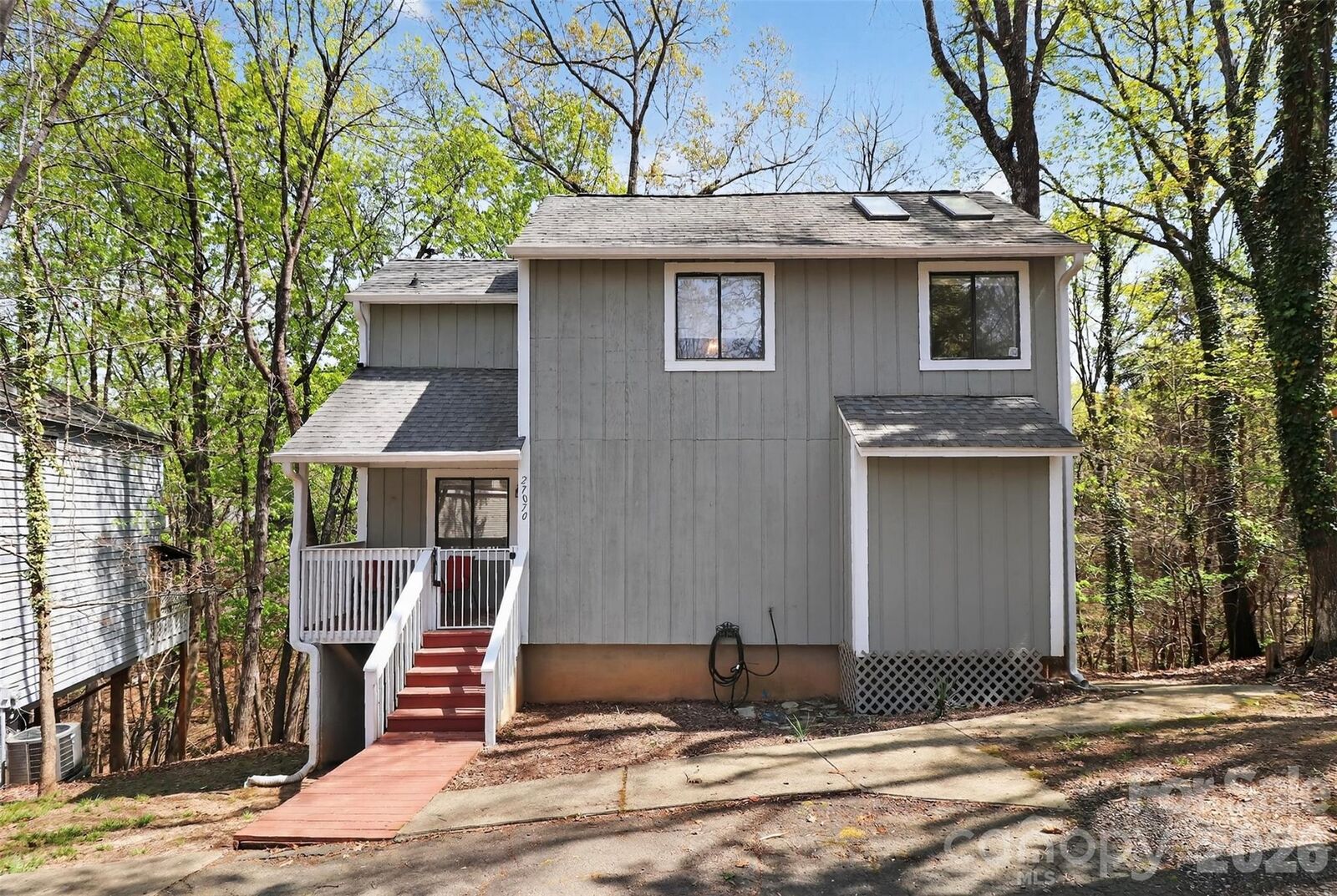 Property Photo: 27070 Catamaran Drive SC 29708